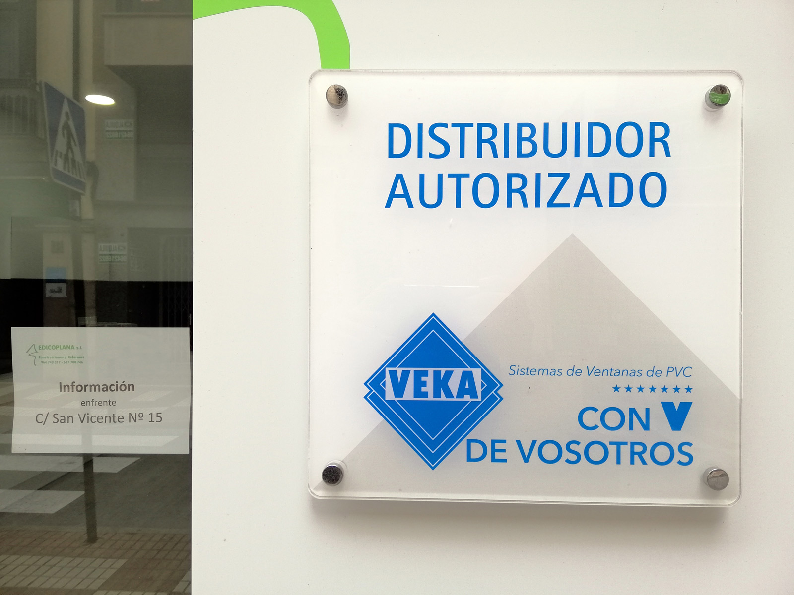 edicoplana-distribuidor-ventanas-veka