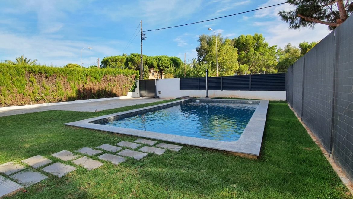 Rehabilitación de piscina en Benicasim