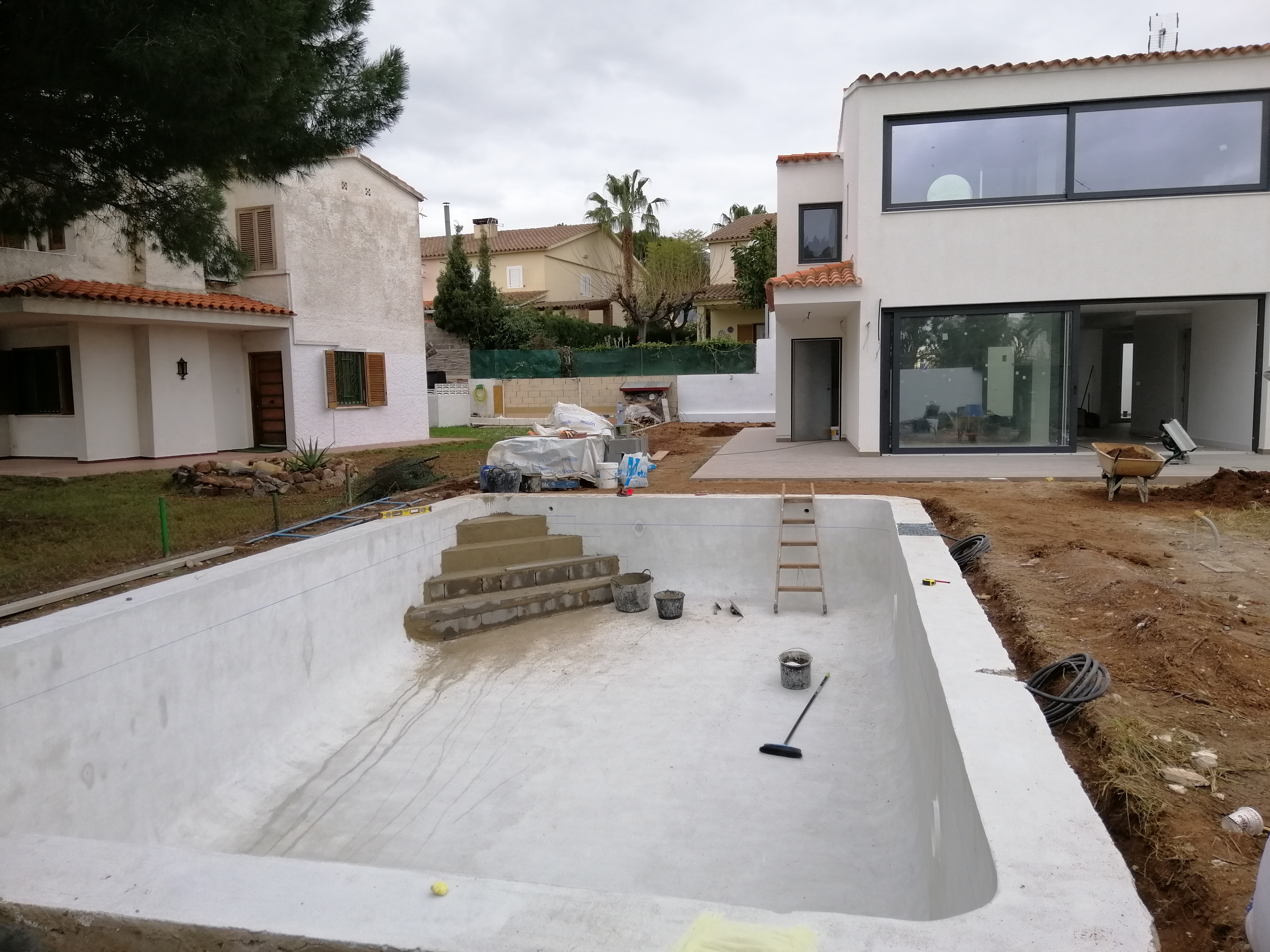 Rehabilitación de piscina en Benicasim