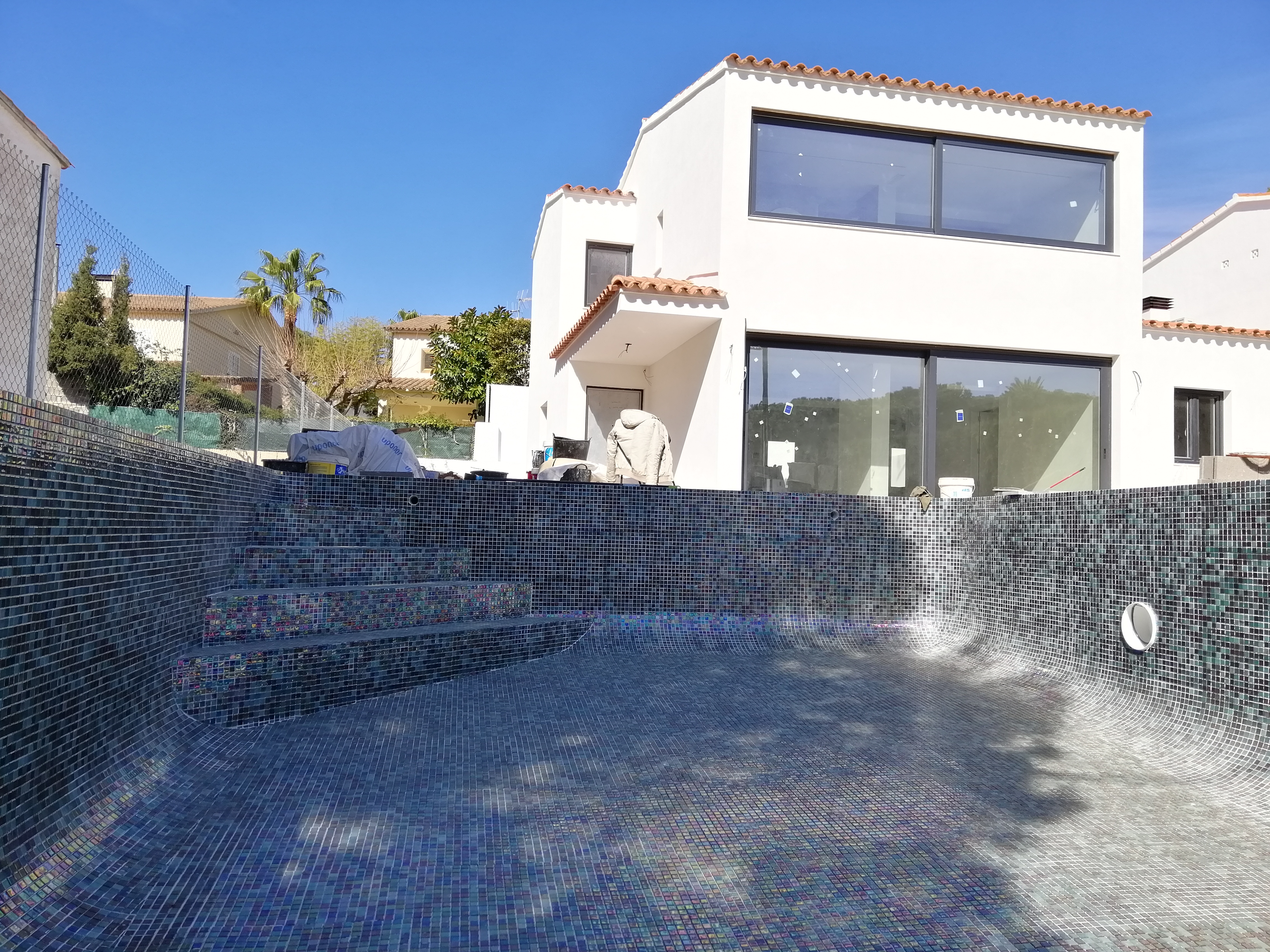 Rehabilitación de piscina en Benicasim